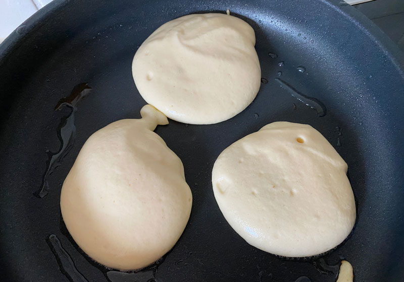 Pancake Teig in der Pfanne